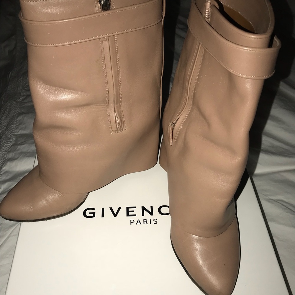 Givenchy ankle boots - Picture 2 of 8